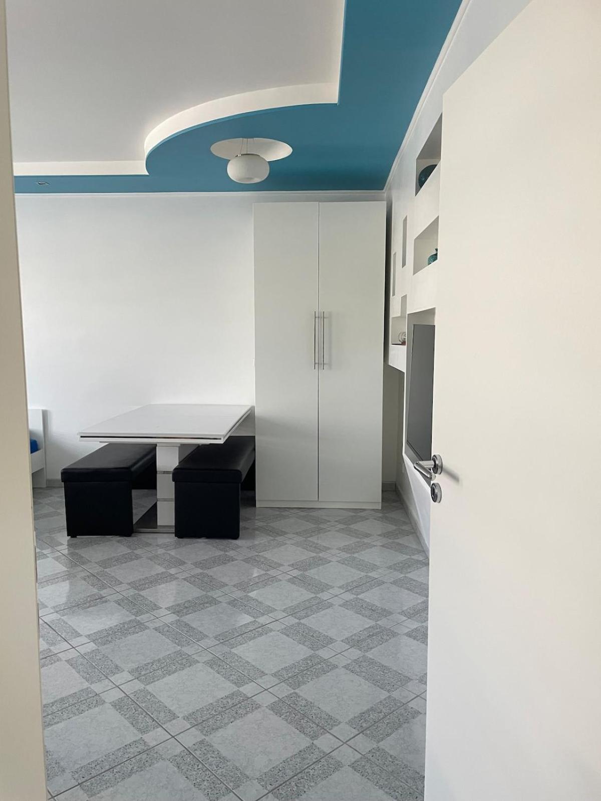 2 Whg In Naehe Zentrum Mit Whirlpool Und Nahen Oeffentliche Verkehrsmitteln Apartment Hannover